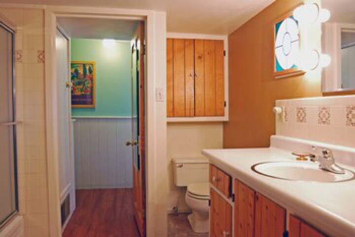 Room 4 of 29