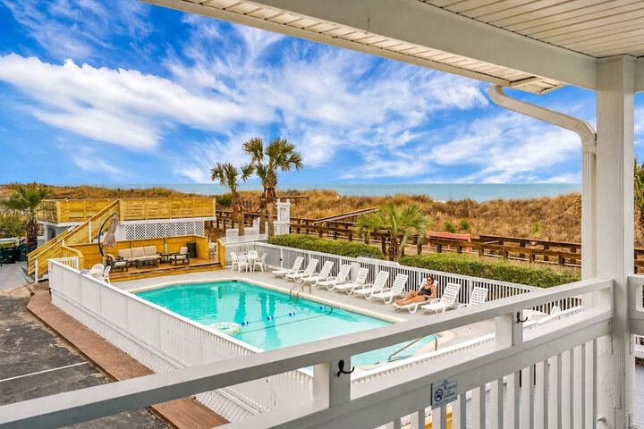 Pool 127 of 144