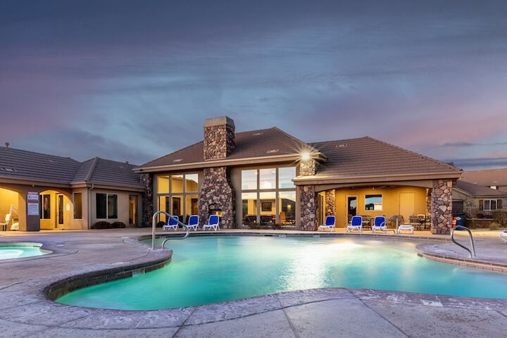 Pool 52 of 66