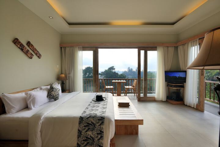 Room 6 of 75