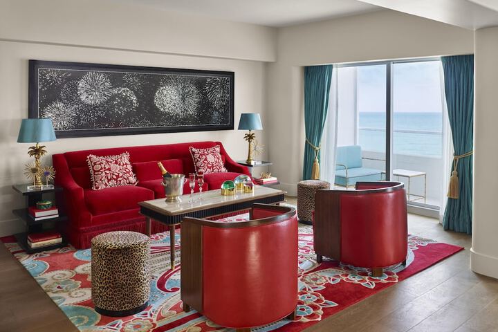 Room 52 of 180