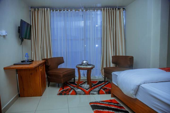 Room 16 of 66