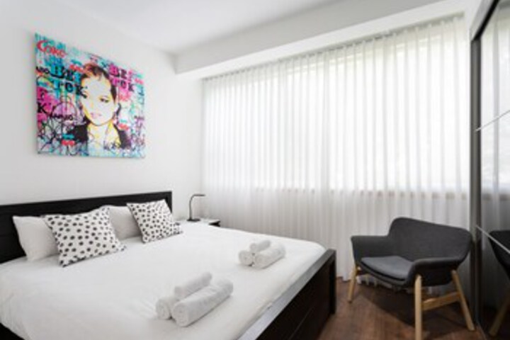 Room 18 of 26