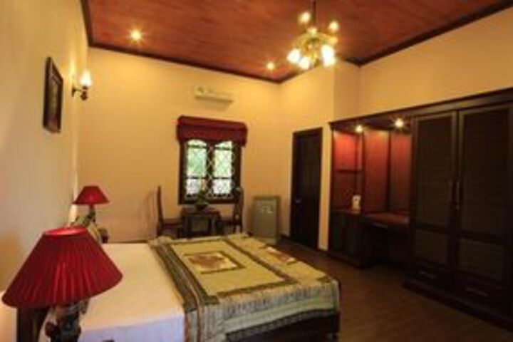 Room 48 of 94