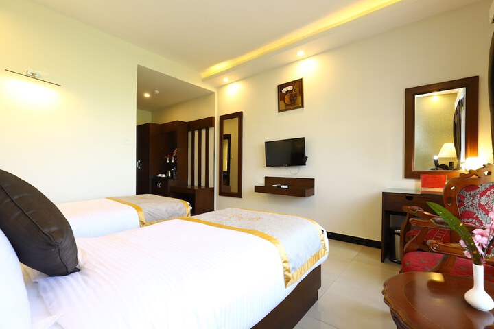 Room 15 of 110