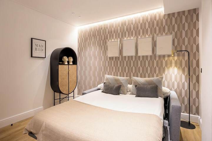 Room 4 of 21