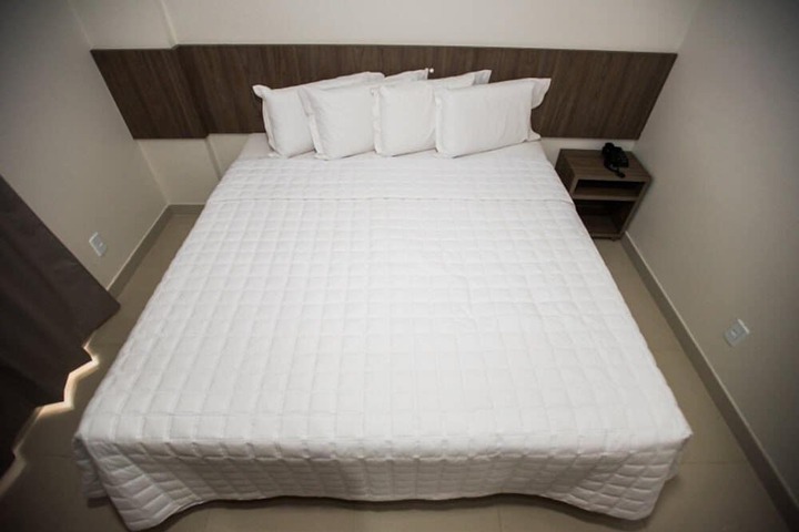 Room 9 of 26
