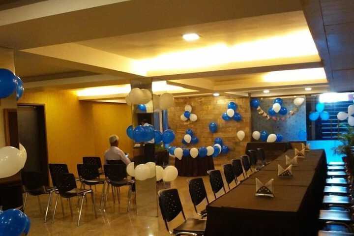 Ballroom/Hall 21 of 26