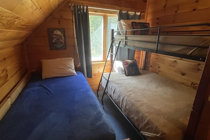 Room 5 of 24