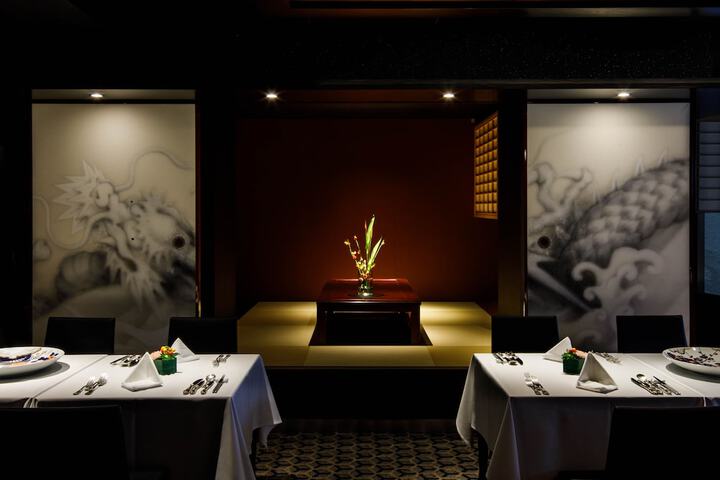 Dining 43 of 89