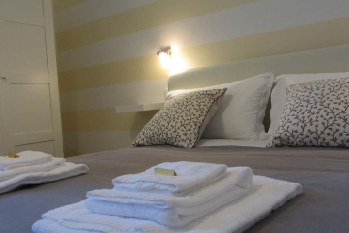Room 8 of 26