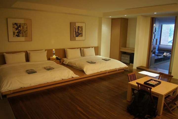 Room 21 of 58