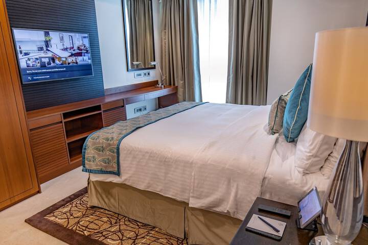 Room 26 of 125