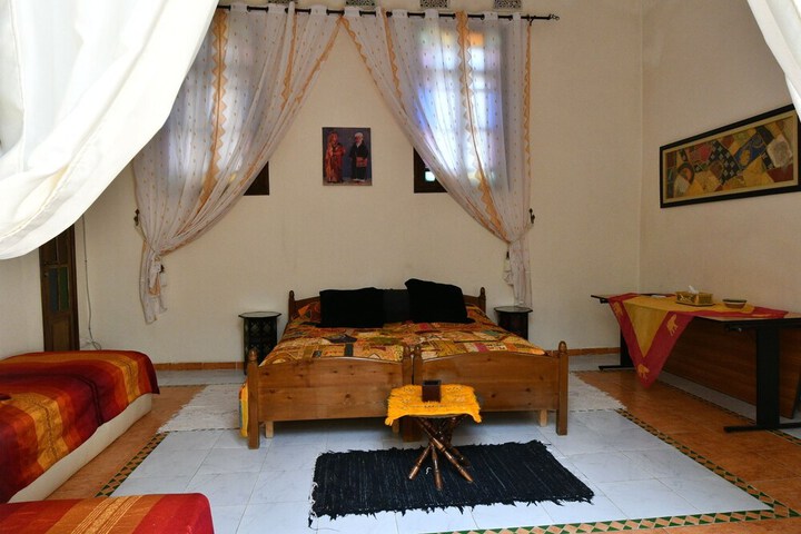 Room 15 of 52