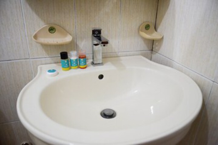 Room 6 of 22