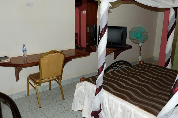 Room 19 of 31