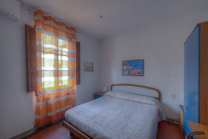 Room 14 of 48