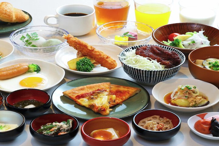 Dining 56 of 64