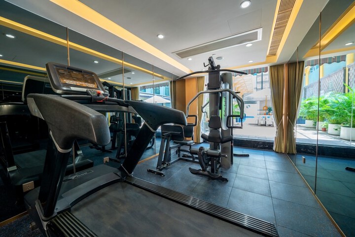 Hotel with Gym