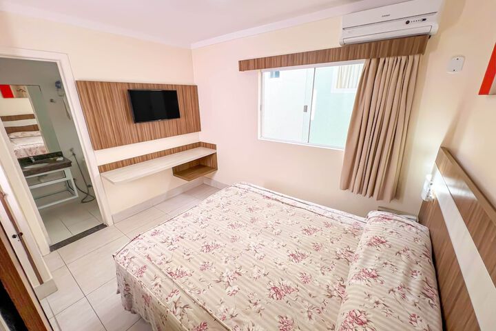 Room 6 of 31