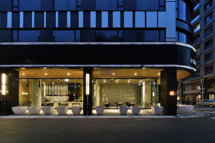 Hotel 54 of 56