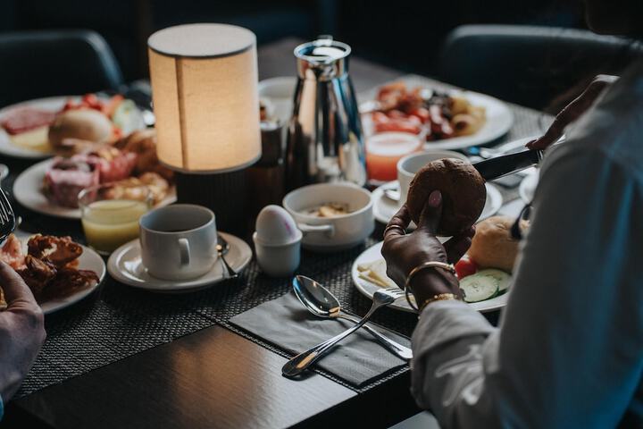 Breakfast/Coffee Service 50 of 122