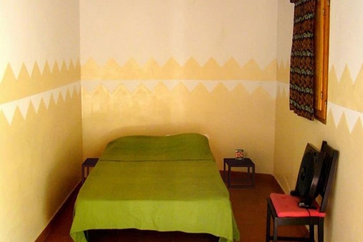Room 5 of 37