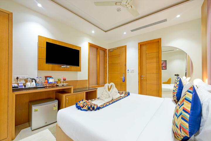 Room 16 of 26