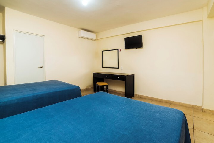 Room 14 of 27