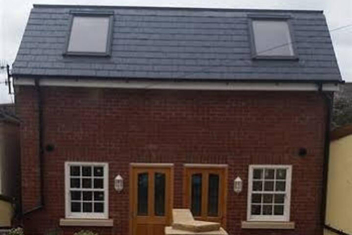ST SIDWELLS TOWNHOUSE