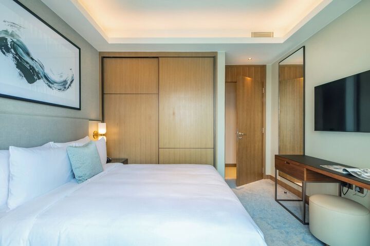 Room 9 of 53