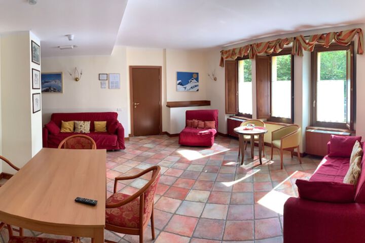 Room 32 of 58