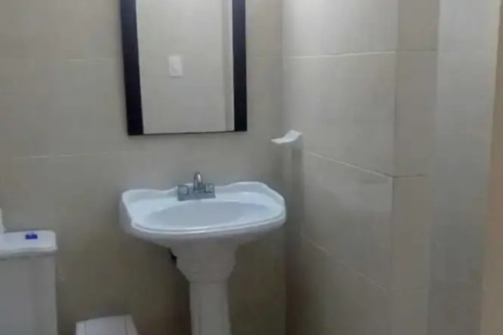 Room 10 of 15