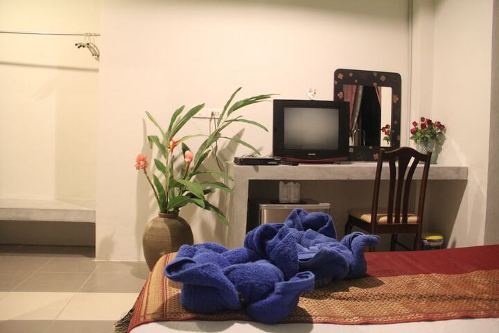 Room amenity