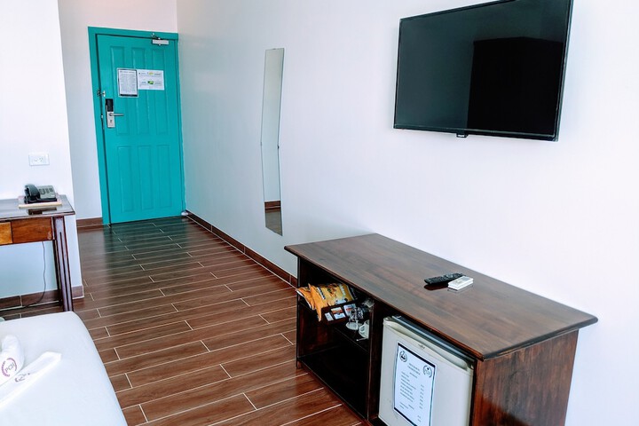 Room 8 of 58