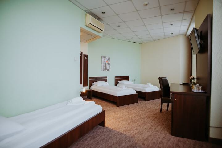 Room 16 of 57