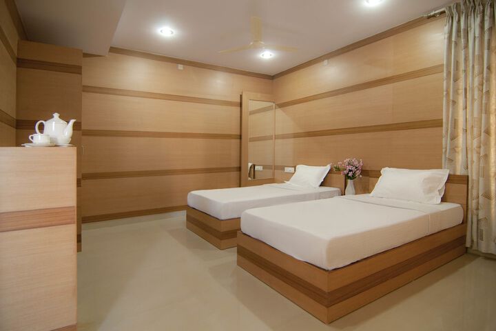 Room 33 of 52