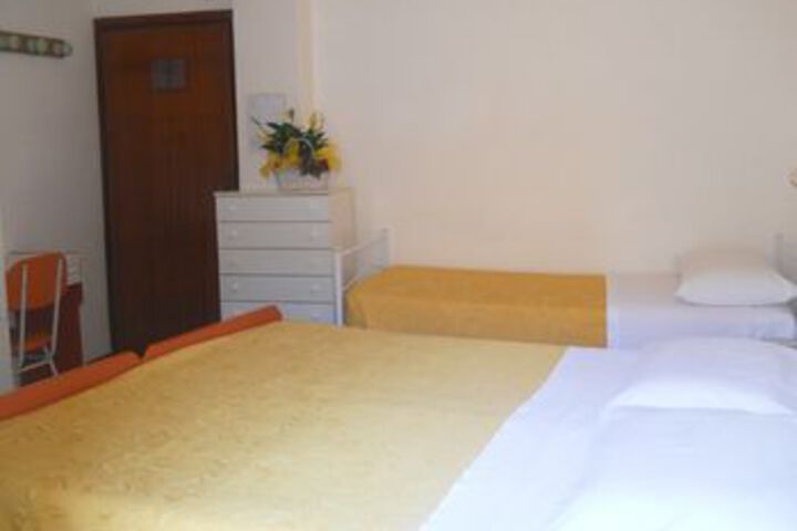 Room 41 of 56