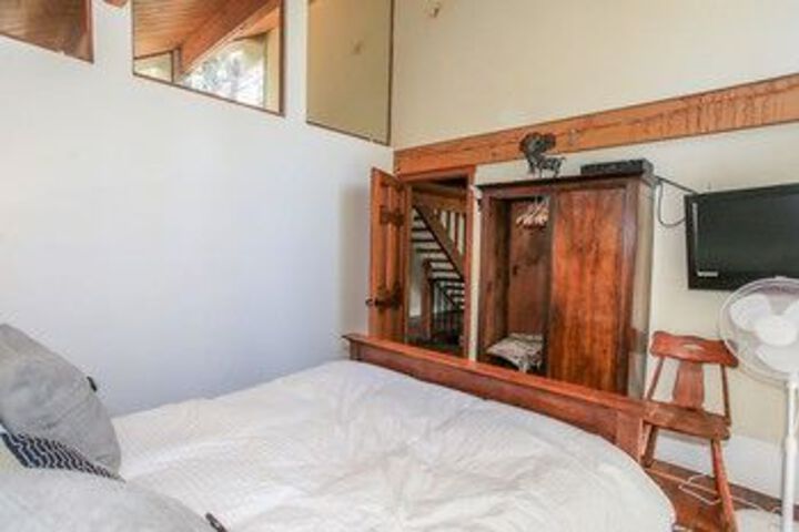 Room 17 of 60