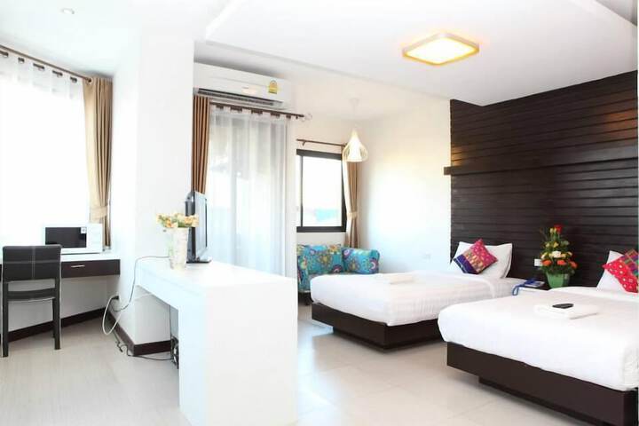 Room 29 of 73