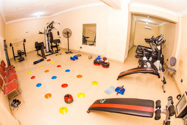 Health and Fitness 30 of 38
