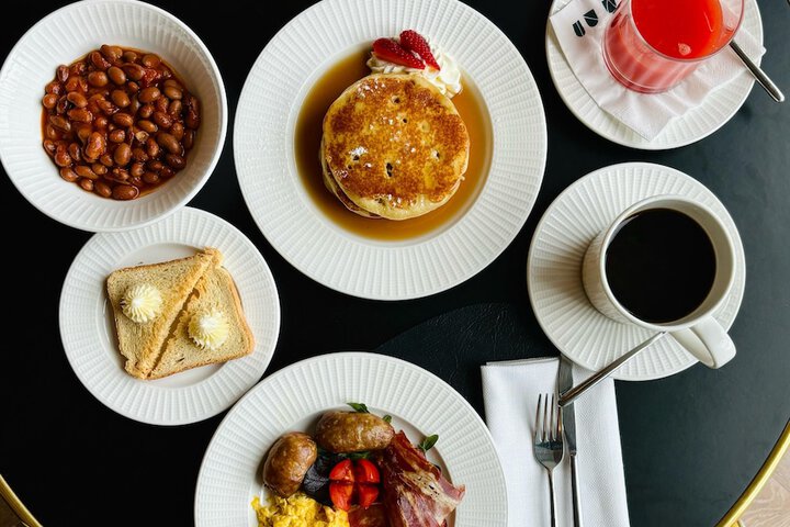 Breakfast/Coffee Service 65 of 78