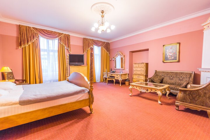 Room 50 of 131