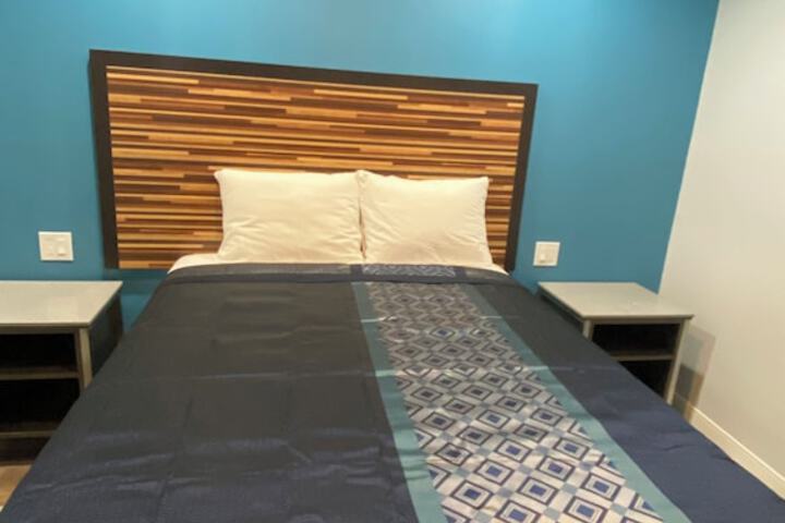 Basic Single Room (15 of 15)