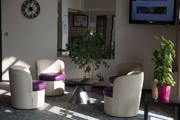 Hotel Lobby