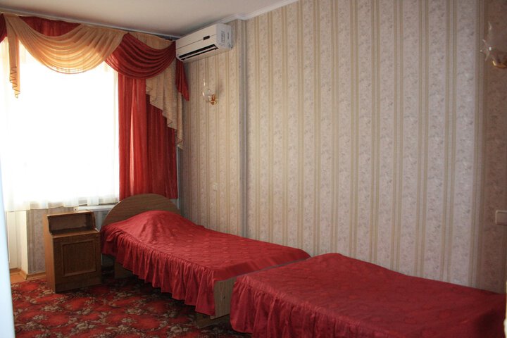 Room 7 of 23
