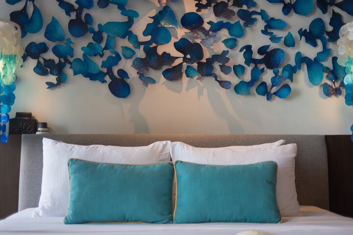 Room 43 of 225