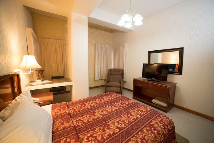 Room 44 of 81