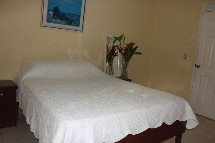 Room 6 of 60