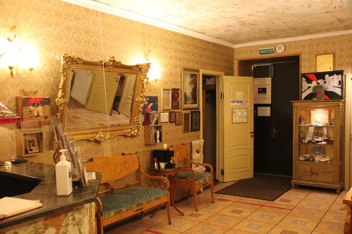Hotel Interior 5 of 151